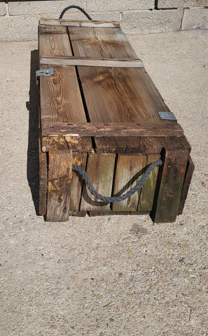 Main image 10