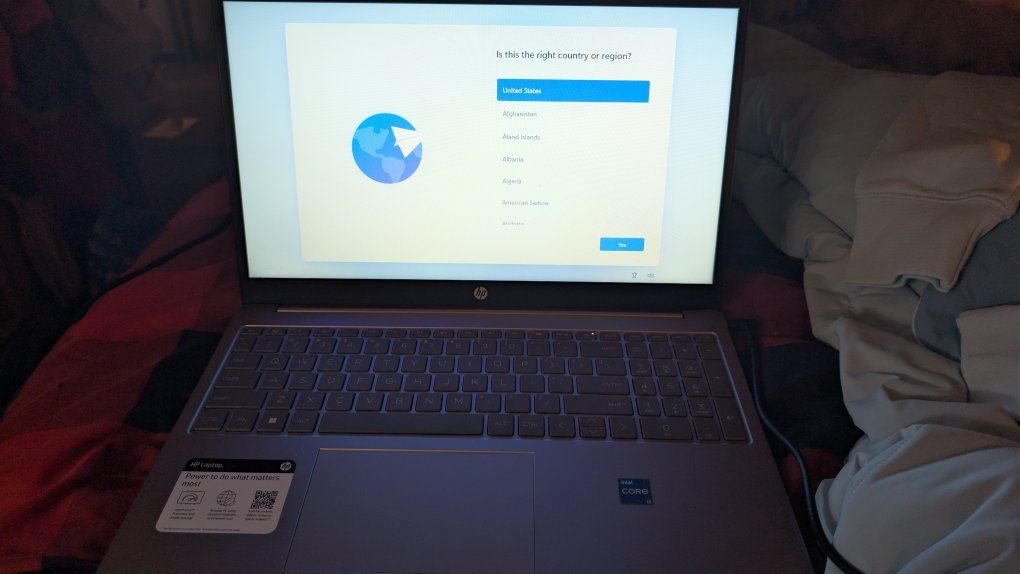 HP Laptop 15-dw0000 Series (Intel Core) - Silver, Excellent Condition, Ready to Use