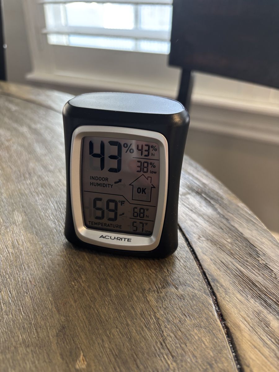 AcuRite Indoor Humidity & Temperature Monitor
