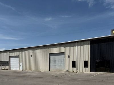 4,800 SF Warehouse in SLC Granary- (2) 14’ Overhead Doors- 480 Volt Power