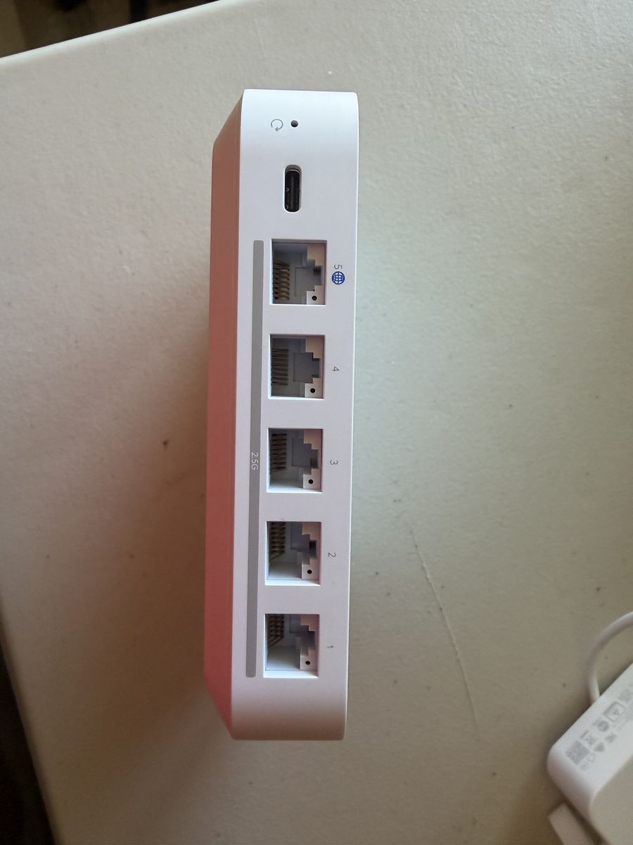 Ubiquiti UCG-max with 1TB NVME