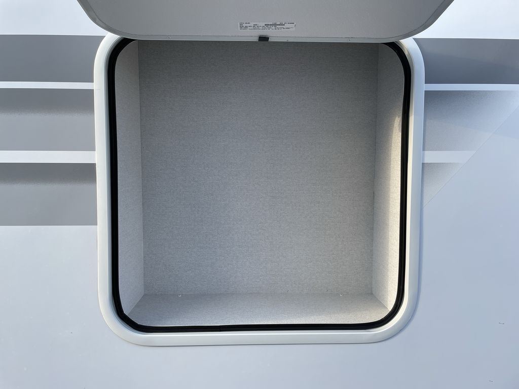 Main image 13