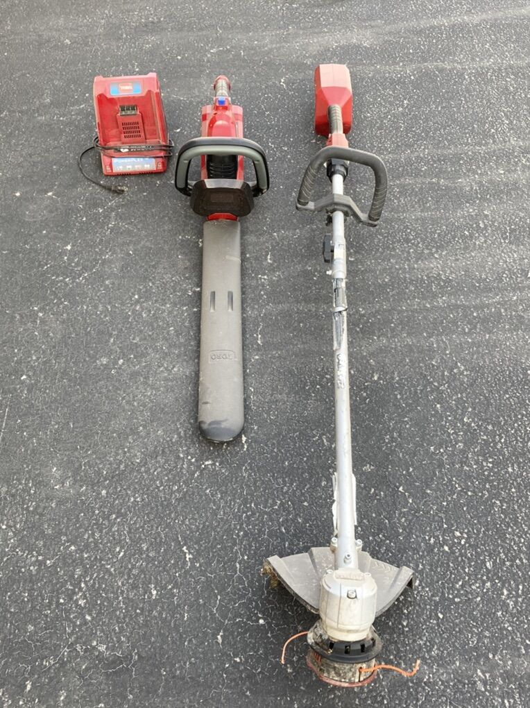 Toro 40V Trimmer and Hedge Trimmer—NO BATTERY