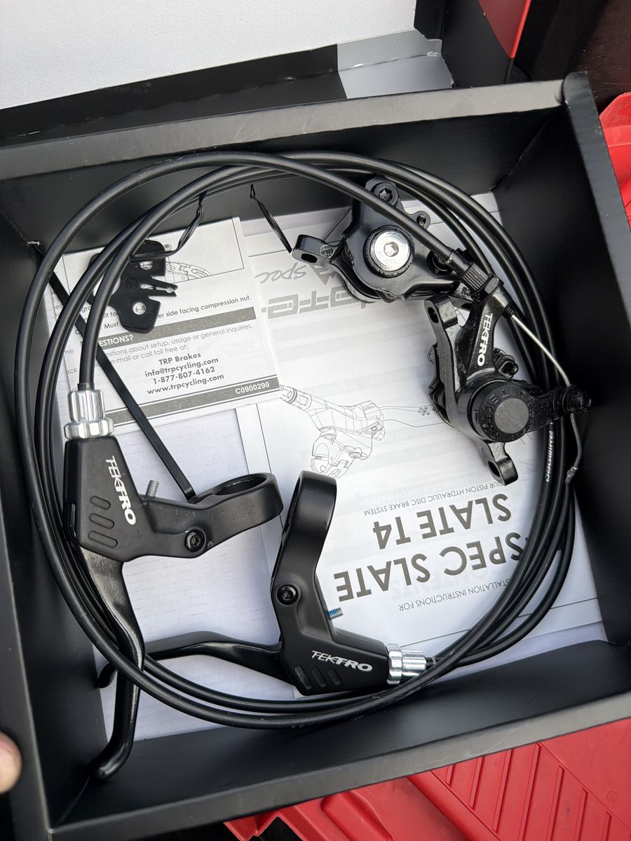 Tektro disc Brakes. Cable Pull