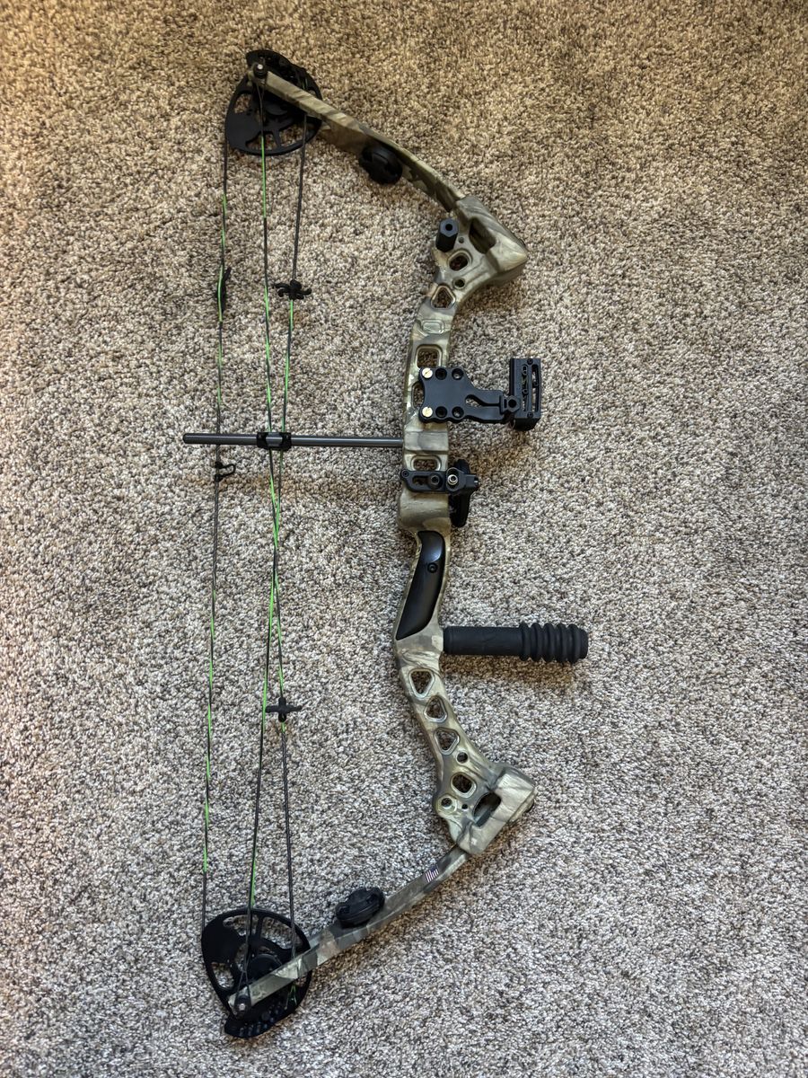 Diamond Razor Edge by Bowtech