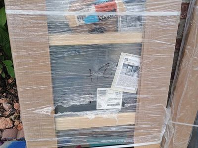 Brand New Jeld Wen W5500 Clad Double hung Window and screen set. Size: 24.25" X 33.75"