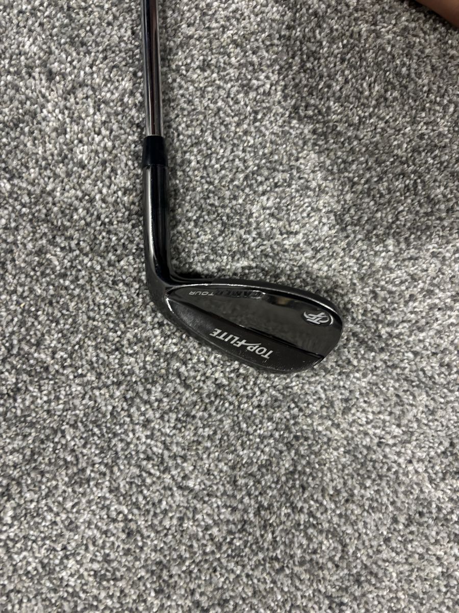 Top-Flite Tour Golf Wedge Right Handed 56 degree