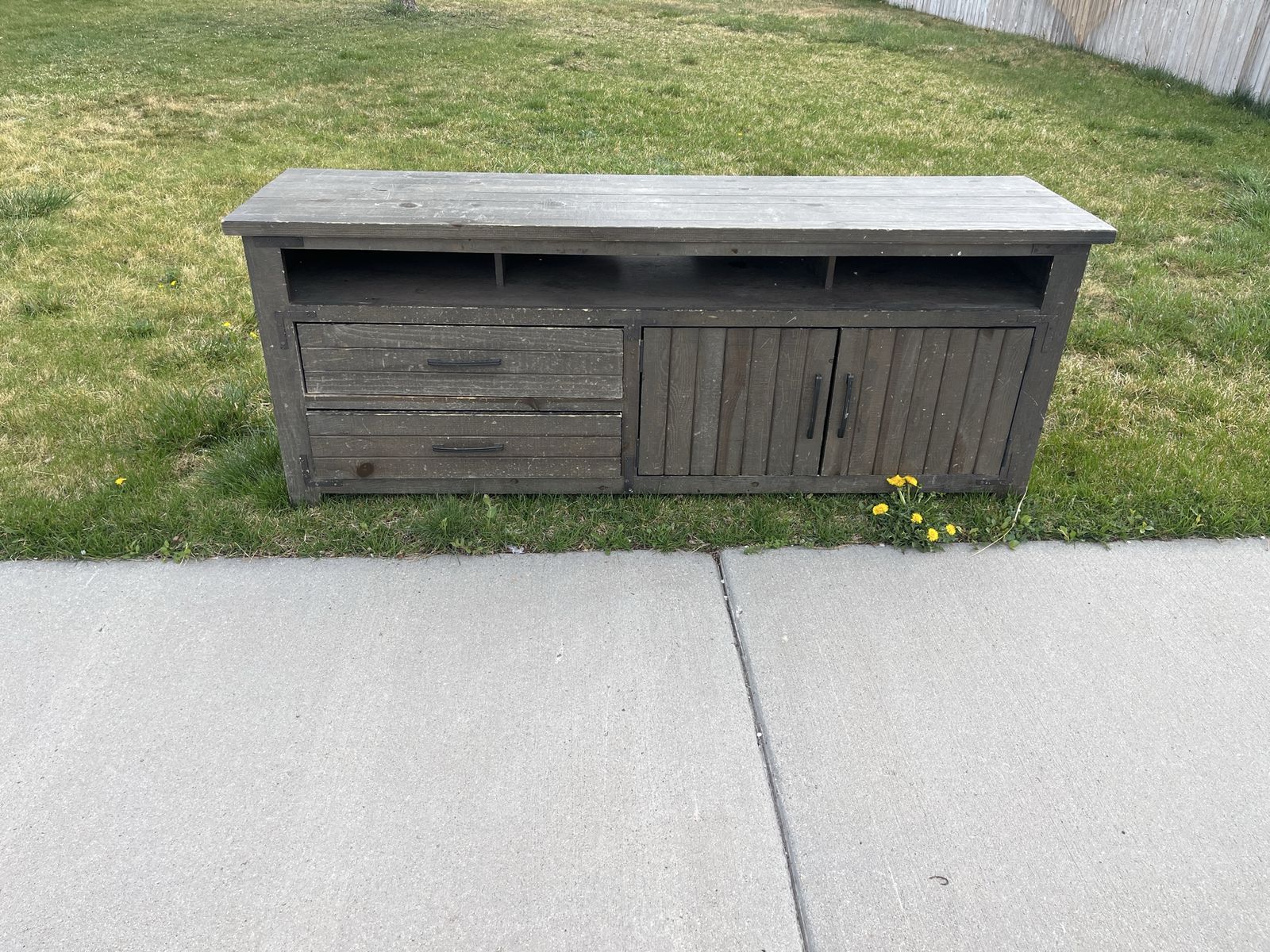 Free TV Console -Curb Alert