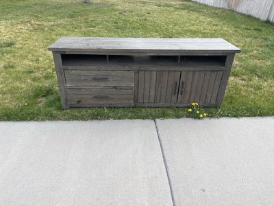 Free TV Console -Curb Alert