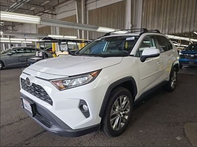 2020 Toyota RAV4 XLE Premium