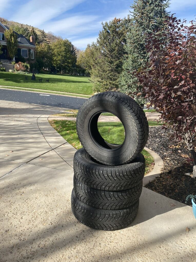 245/75/r16 Snow Tires