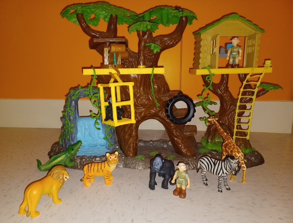 Animal Planet Super Treehouse