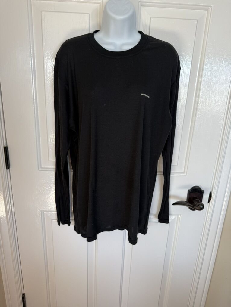 Patagonia Men's Long Sleeved XL