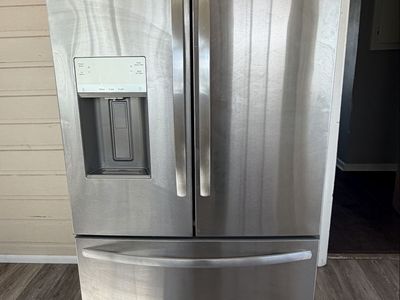 Frigidaire Fridge