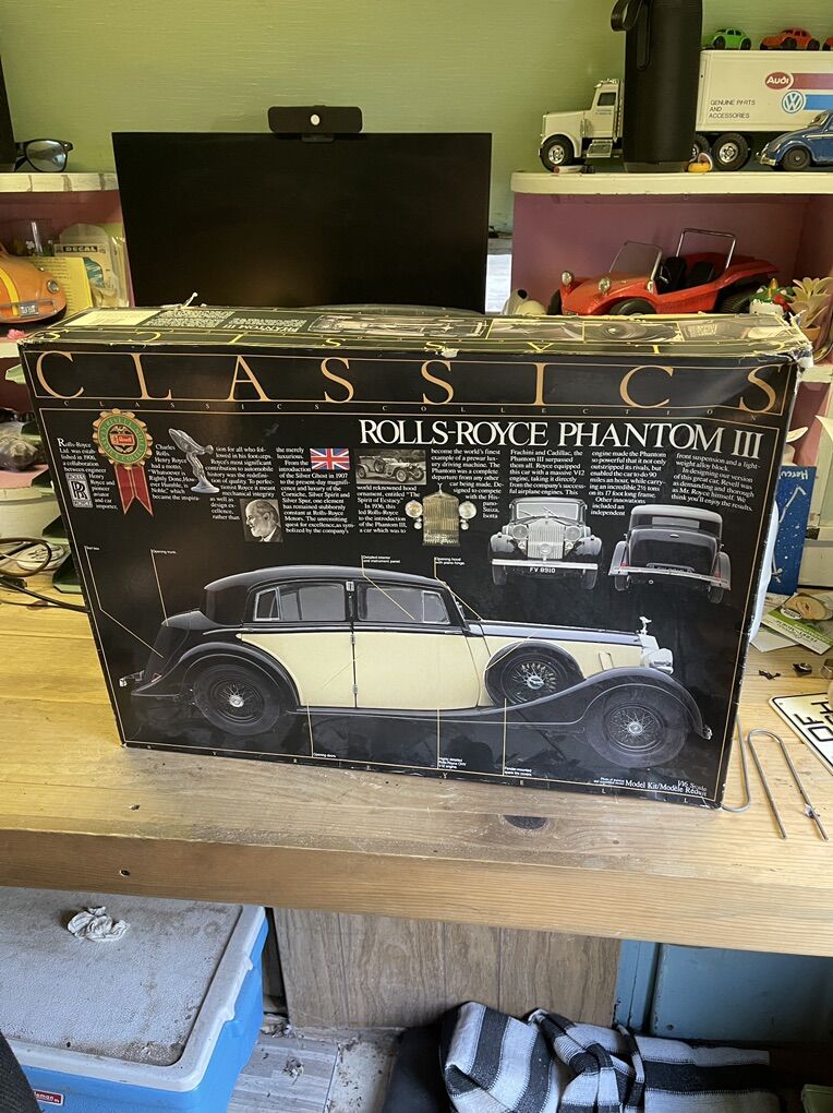 1/16th Scale Rolls Royce Plastic Model Revell