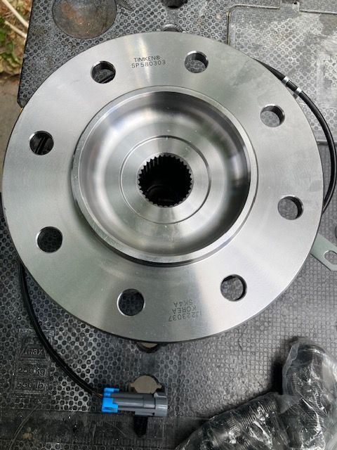 Main image 3