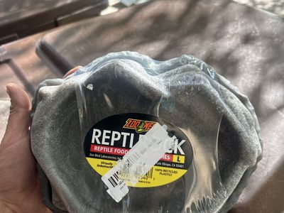 Zoomed Retirock Bowls