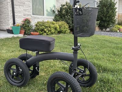 Knee scooter