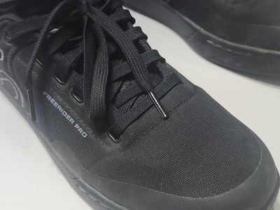 Five ten freerider pro canvas size 10