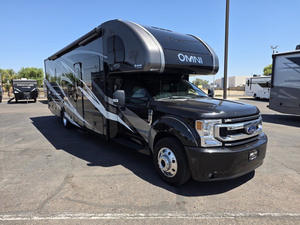 2022 Thor Omni Bunk House 4x4!