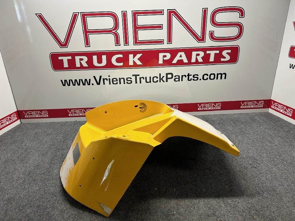 International 4900 Fender Extension