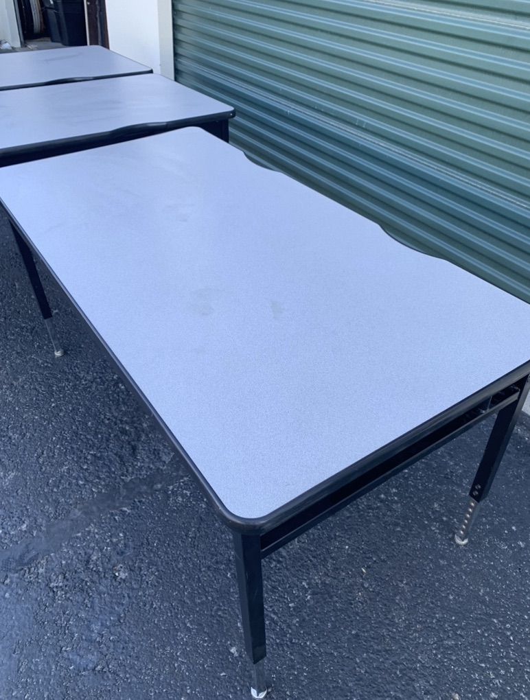 30 X 60 HEAVY DUTY WORK TABLES