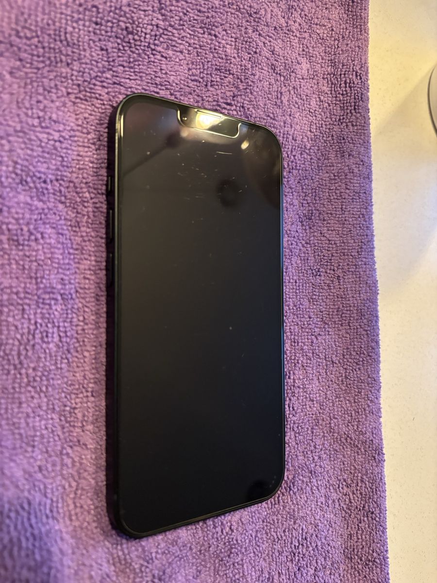 iPhone 14 - 128GB - Midnight (Space Black) - Excellent Condition - Unlocked
