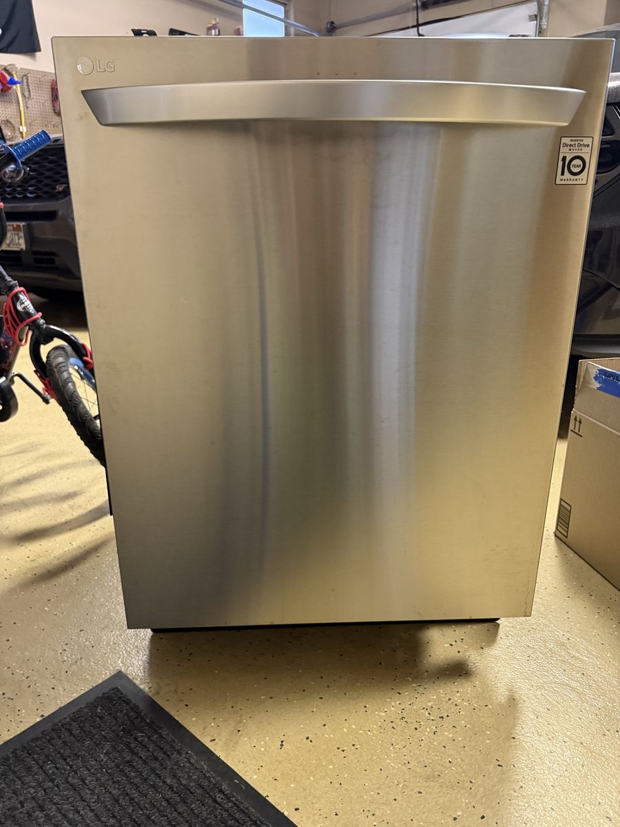 LG LDT566SST Built-in Dishwasher - Stainless Steel - Good Condition