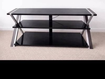 Modern Black TV Stand – Sleek & Sturdy