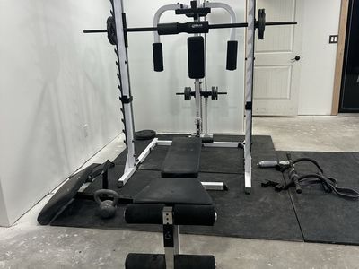 Body Solid Smith machine weight bench