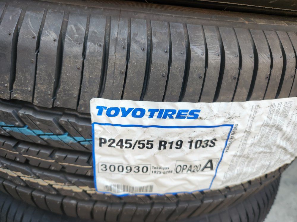245/55r19 toyo a36
