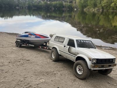Traxxas disruptor and trailer