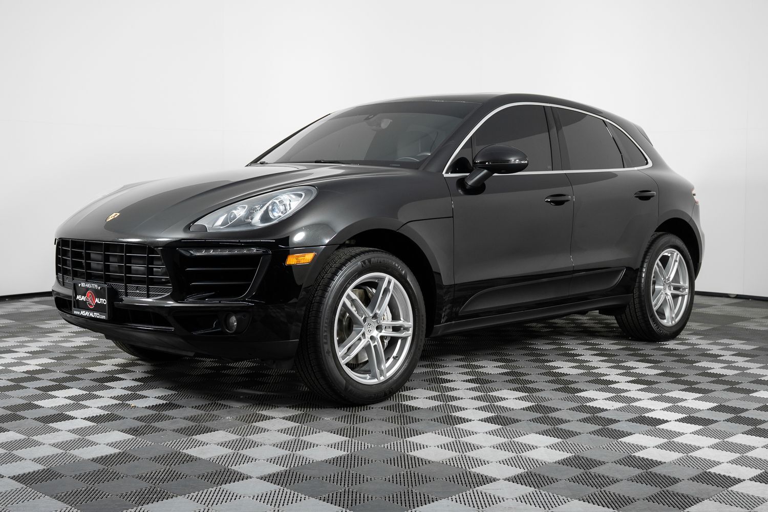 2016 Porsche Macan S