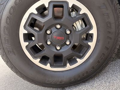 265/70 R17 TRD Tire x BFG wheel