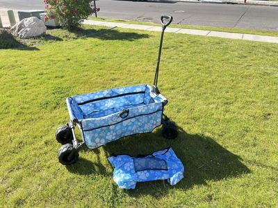 Folding Utility Wagon with Paw Print Design - Blue/White