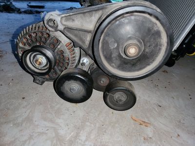199 ford taurus alternator, power steering pump + bracket