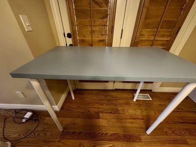 Adjustable Table IKEA LAGKAPTEN/OLOV