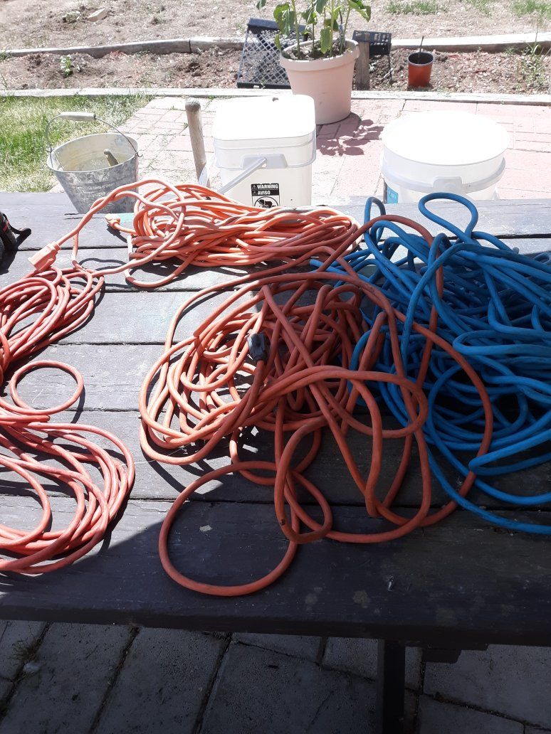 4 outdoor power cords 100 ft each 50.00takes all