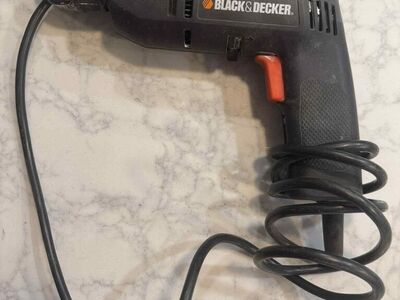 Black & Decker 3/8 Corded Electric Drill