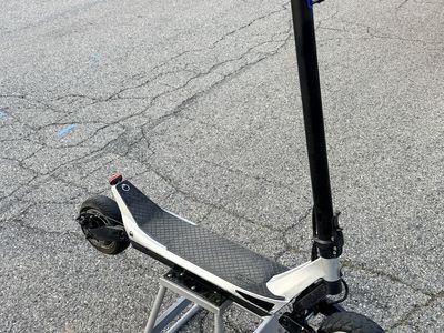 Varla Pegasus e scooter