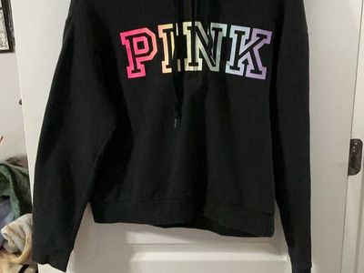 PINK Victoria's Secret Black Rainbow Logo Cropped Hoodie Women's Size Small