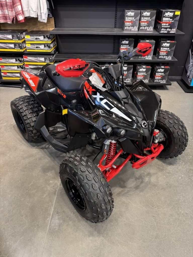 2026 Can-Am Renegade X XC 110 EFI Black/Legion Red