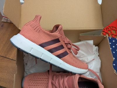 Adidas Swift Run X Pink Knit Sneakers Women's US 7.5 Athletic Casual Shoes