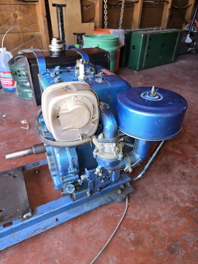 1973 Briggs and Stratton 7HP engine.
