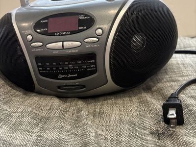 Lenoxx Sound Portable AM/FM Radio and CD Player Boombox