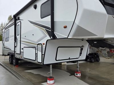 2022 Forest River Crusader 28RL SELL OR TRADE FOR TOY HAULER