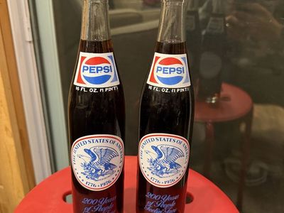 Vintage 1976 USA 200th Anniversary Pepsi Glass Bottles 16 oz