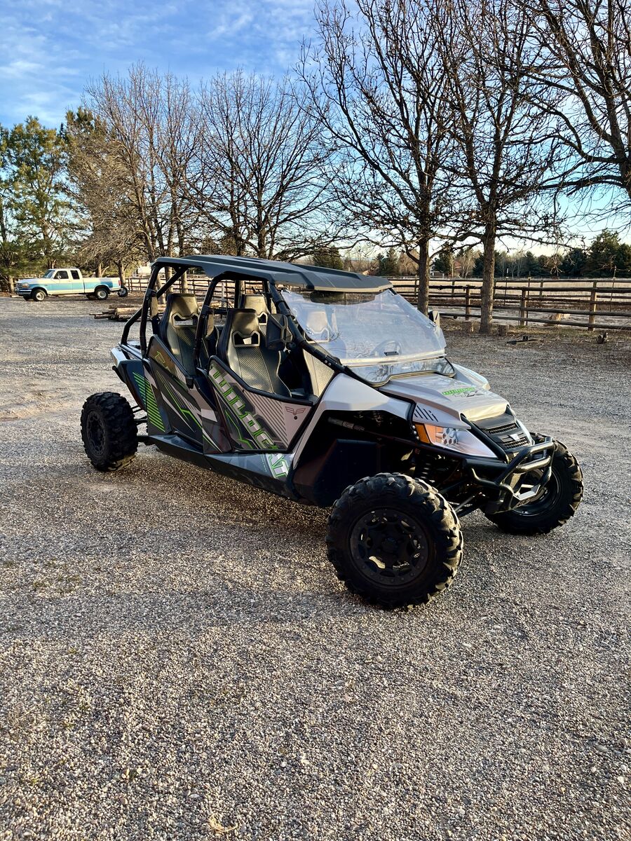 Aritic Cat 4 seat side by side UTV