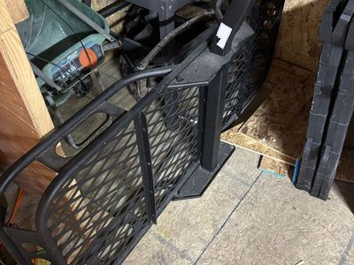 luggage rack