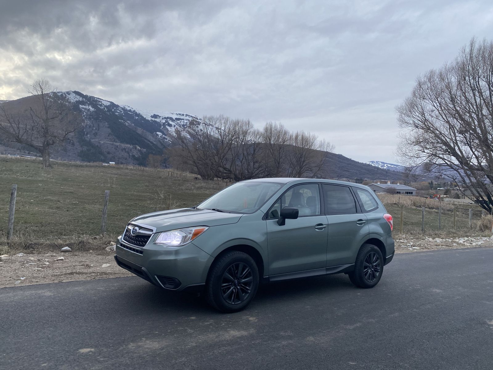 2015 SUBARU FORESTER 2.5i